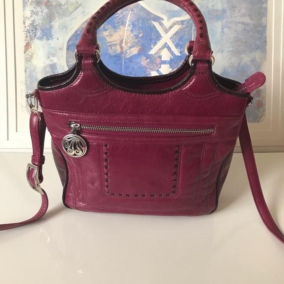 Brighton Crossbody Leather - Picture 7 of 8